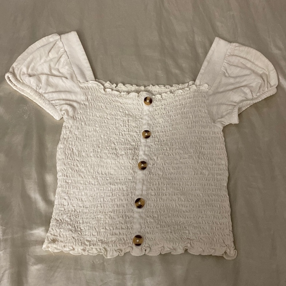 White top w buttons